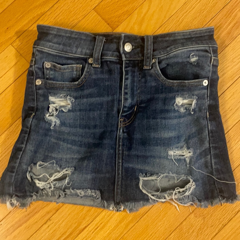 American eagle denim skirt size 0 distressed